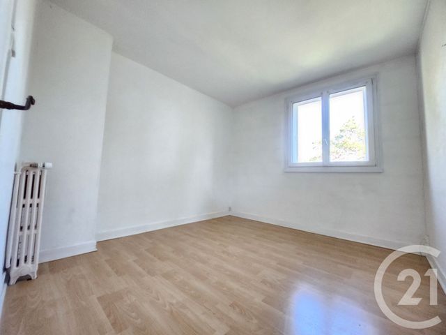 Appartement F4 &agrave; louer - 4 pi&egrave;ces - 66,84 m2 - Etampes - 91 - ILE-DE-FRANCE