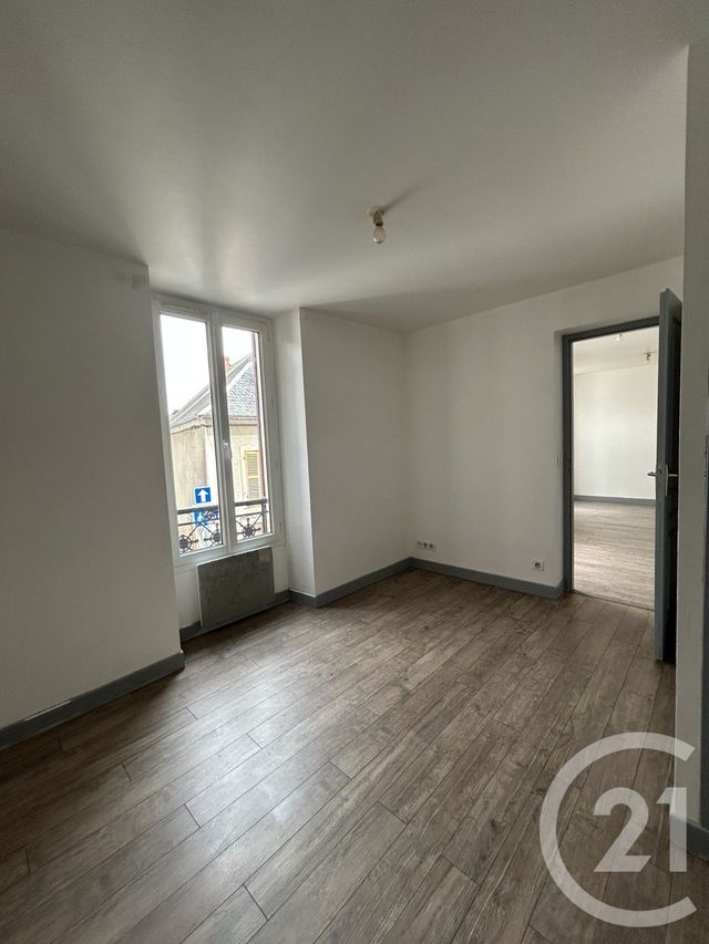Appartement F2 &agrave; louer - 2 pi&egrave;ces - 30,42 m2 - Angerville - 91 - ILE-DE-FRANCE