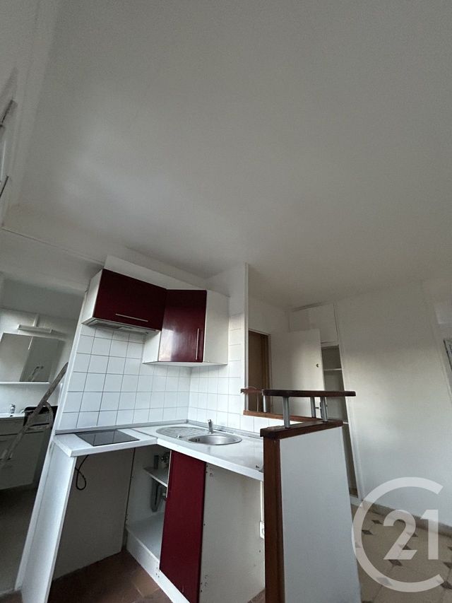 Appartement F1 &agrave; louer - 1 pi&egrave;ce - 24 m2 - Etampes - 91 - ILE-DE-FRANCE