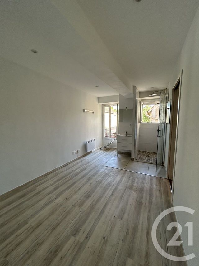 Appartement F2 &agrave; louer - 2 pi&egrave;ces - 45,72 m2 - Etampes - 91 - ILE-DE-FRANCE