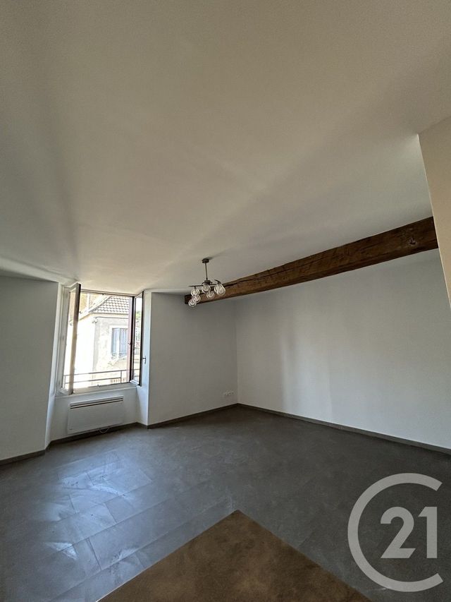 Appartement F2 &agrave; louer - 2 pi&egrave;ces - 45,72 m2 - Etampes - 91 - ILE-DE-FRANCE