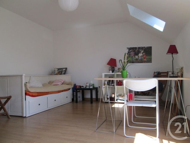 Appartement Studio &agrave; louer - 1 pi&egrave;ce - 27 m2 - Etrechy - 91 - ILE-DE-FRANCE