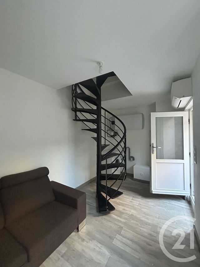 Appartement F1 &agrave; louer - 1 pi&egrave;ce - 25,40 m2 - Etampes - 91 - ILE-DE-FRANCE