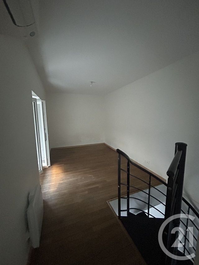 Appartement F1 &agrave; louer - 1 pi&egrave;ce - 25,40 m2 - Etampes - 91 - ILE-DE-FRANCE