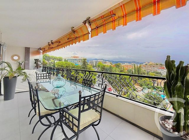 Appartement F4 à vendre - 4 pièces - 113 m2 - Nice - 06 - PROVENCE-ALPES-COTE-D-AZUR
