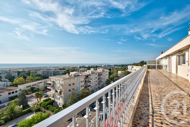 Appartement F3 à vendre - 3 pièces - 99,10 m2 - Nice - 06 - PROVENCE-ALPES-COTE-D-AZUR