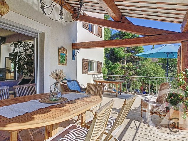 Maison à vendre - 6 pièces - 175 m2 - St Jeannet - 06 - PROVENCE-ALPES-COTE-D-AZUR