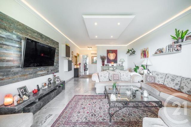 Appartement F2 à vendre - 2 pièces - 61,30 m2 - Nice - 06 - PROVENCE-ALPES-COTE-D-AZUR