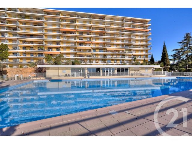 Appartement F2 à vendre - 2 pièces - 61,30 m2 - Nice - 06 - PROVENCE-ALPES-COTE-D-AZUR