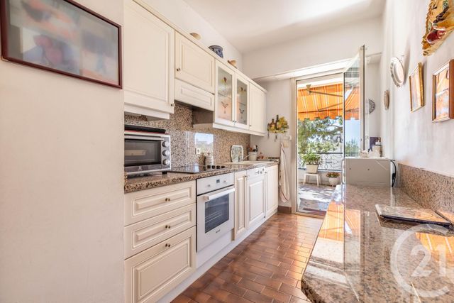 Appartement F2 à vendre - 2 pièces - 71,52 m2 - Nice - 06 - PROVENCE-ALPES-COTE-D-AZUR