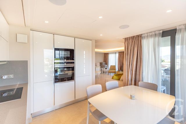 Appartement F4 à vendre - 4 pièces - 114,43 m2 - Juan Les Pins - 06 - PROVENCE-ALPES-COTE-D-AZUR