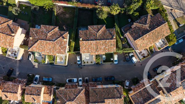 Maison &agrave; vendre - 4 pi&egrave;ces - 103,68 m2 - Nice - 06 - PROVENCE-ALPES-COTE-D-AZUR