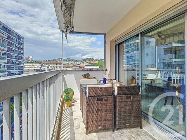 Appartement F2 &agrave; vendre - 2 pi&egrave;ces - 54,18 m2 - Cannes - 06 - PROVENCE-ALPES-COTE-D-AZUR