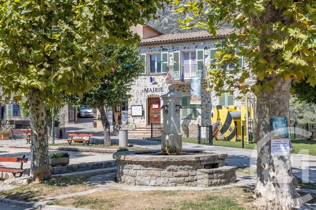 Maison à vendre - 5 pièces - 143,35 m2 - Massoins - 06 - PROVENCE-ALPES-COTE-D-AZUR