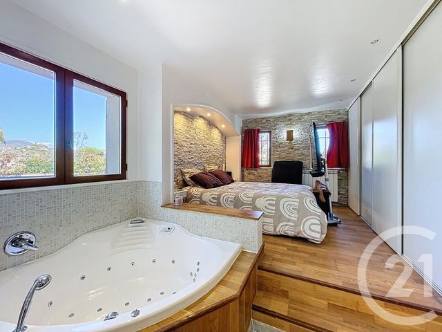 Maison à vendre - 8 pièces - 192 m2 - Nice - 06 - PROVENCE-ALPES-COTE-D-AZUR