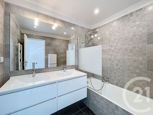 Appartement F4 à vendre - 4 pièces - 100,89 m2 - Nice - 06 - PROVENCE-ALPES-COTE-D-AZUR