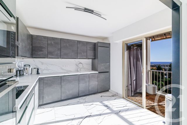 Appartement F4 &agrave; vendre - 4 pi&egrave;ces - 84,80 m2 - Nice - 06 - PROVENCE-ALPES-COTE-D-AZUR