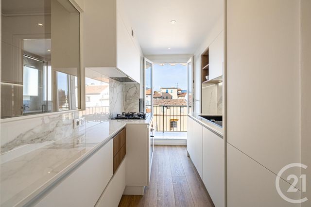 Appartement F3 à vendre - 3 pièces - 46 m2 - Nice - 06 - PROVENCE-ALPES-COTE-D-AZUR