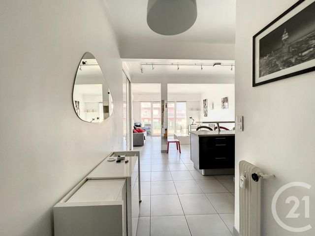 Appartement Studio à louer - 1 pièce - 40 m2 - Nice - 06 - PROVENCE-ALPES-COTE-D-AZUR