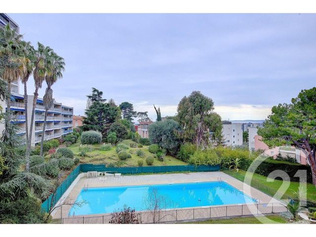 Appartement F3 bis à vendre - 3 pièces - 80,50 m2 - Nice - 06 - PROVENCE-ALPES-COTE-D-AZUR