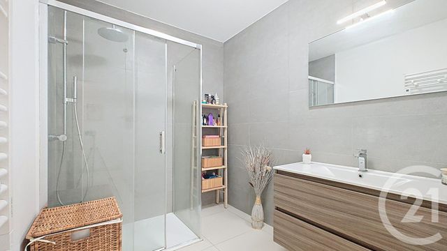 Appartement F3 &agrave; vendre - 3 pi&egrave;ces - 62,79 m2 - Nice - 06 - PROVENCE-ALPES-COTE-D-AZUR