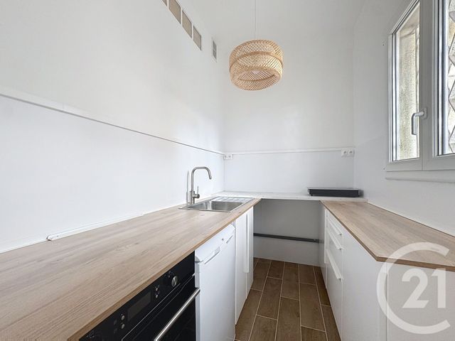 Appartement Studio à louer - 1 pièce - 28 m2 - Nice - 06 - PROVENCE-ALPES-COTE-D-AZUR