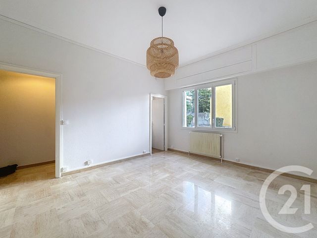 Appartement Studio à louer - 1 pièce - 28 m2 - Nice - 06 - PROVENCE-ALPES-COTE-D-AZUR