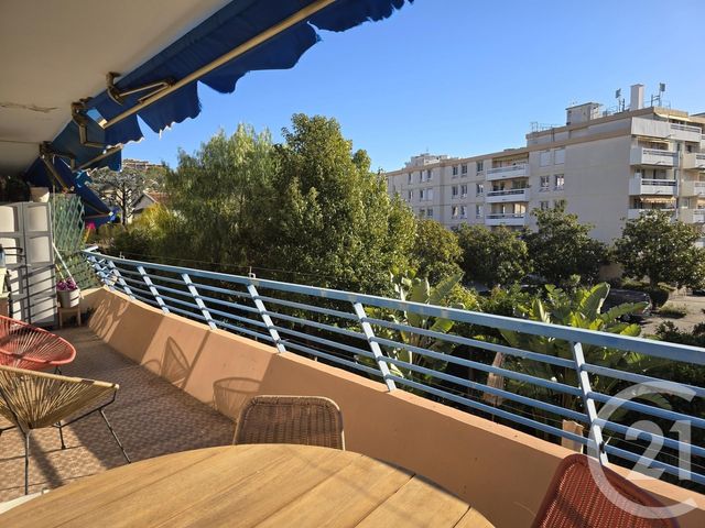 Appartement F4 &agrave; vendre - 4 pi&egrave;ces - 100 m2 - Nice - 06 - PROVENCE-ALPES-COTE-D-AZUR