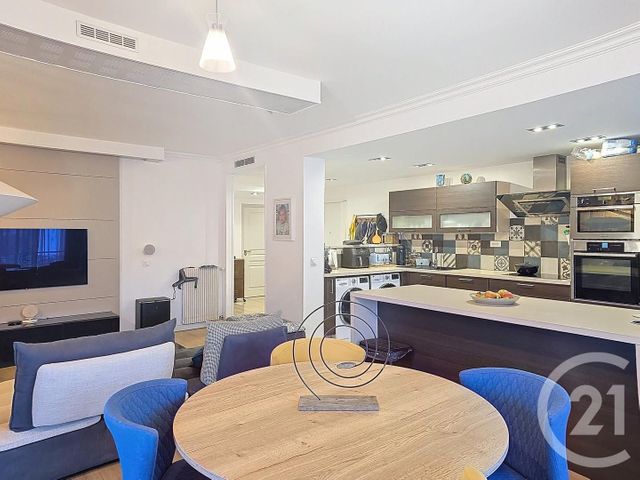 Appartement F4 &agrave; vendre - 4 pi&egrave;ces - 100 m2 - Nice - 06 - PROVENCE-ALPES-COTE-D-AZUR