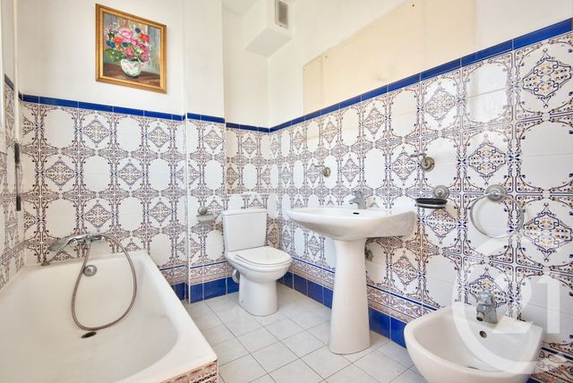 Appartement F3 &agrave; louer - 3 pi&egrave;ces - 99 m2 - Nice - 06 - PROVENCE-ALPES-COTE-D-AZUR