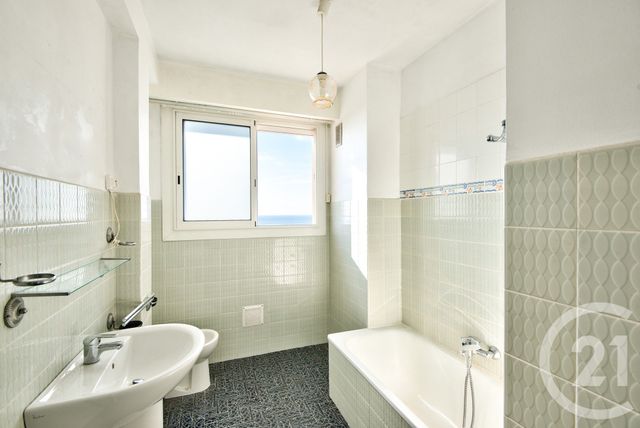 Appartement F3 &agrave; louer - 3 pi&egrave;ces - 99 m2 - Nice - 06 - PROVENCE-ALPES-COTE-D-AZUR