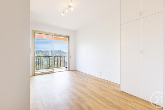 Appartement F2 &agrave; vendre - 2 pi&egrave;ces - 58,20 m2 - Nice - 06 - PROVENCE-ALPES-COTE-D-AZUR