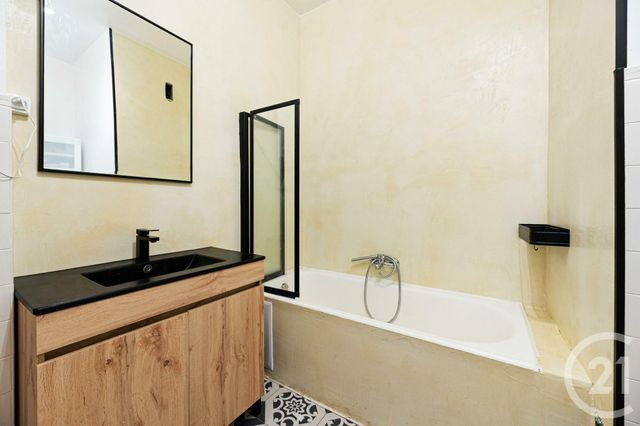 Appartement F4 &agrave; vendre - 4 pi&egrave;ces - 105 m2 - Nice - 06 - PROVENCE-ALPES-COTE-D-AZUR