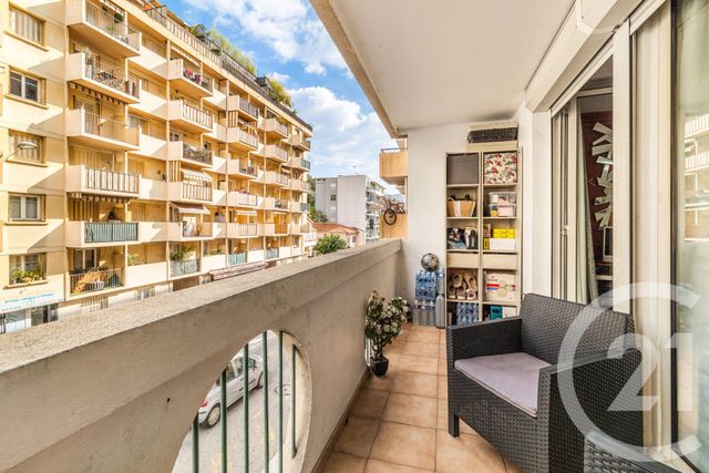 Appartement F3 &agrave; vendre - 3 pi&egrave;ces - 61,27 m2 - Nice - 06 - PROVENCE-ALPES-COTE-D-AZUR