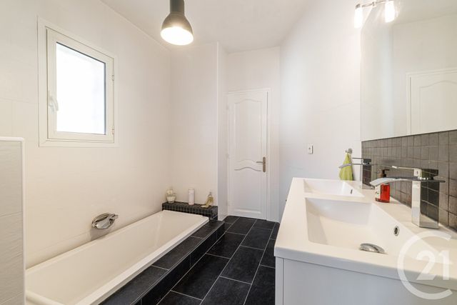 Maison &agrave; vendre - 7 pi&egrave;ces - 235,46 m2 - Aspremont - 06 - PROVENCE-ALPES-COTE-D-AZUR