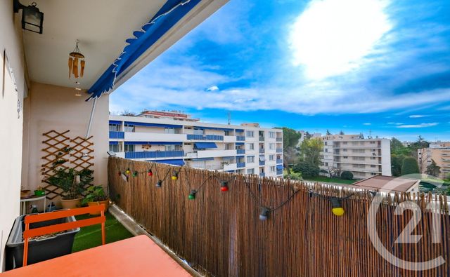 Appartement F4 &agrave; vendre - 4 pi&egrave;ces - 84 m2 - Nice - 06 - PROVENCE-ALPES-COTE-D-AZUR