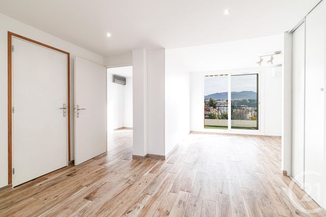 Appartement F4 &agrave; vendre - 3 pi&egrave;ces - 68,32 m2 - Nice - 06 - PROVENCE-ALPES-COTE-D-AZUR