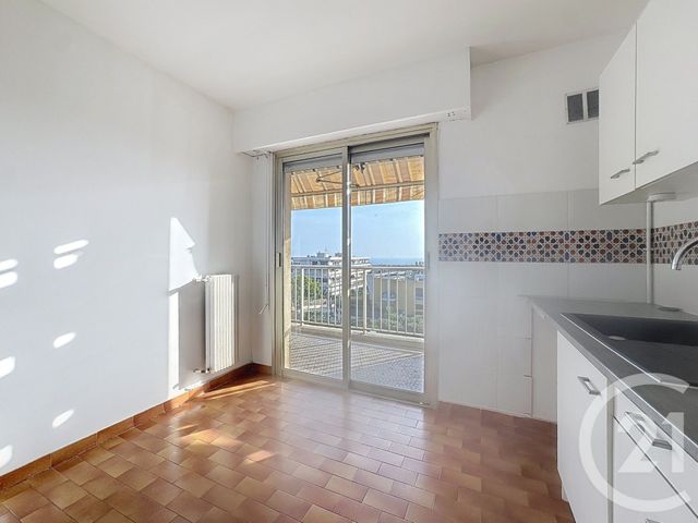 Appartement F4 &agrave; louer - 4 pi&egrave;ces - 84 m2 - Nice - 06 - PROVENCE-ALPES-COTE-D-AZUR