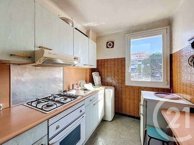 Appartement F4 &agrave; vendre - 4 pi&egrave;ces - 69,80 m2 - Nice - 06 - PROVENCE-ALPES-COTE-D-AZUR
