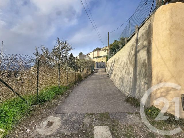 Appartement F4 &agrave; louer - 4 pi&egrave;ces - 79 m2 - Castagniers - 06 - PROVENCE-ALPES-COTE-D-AZUR