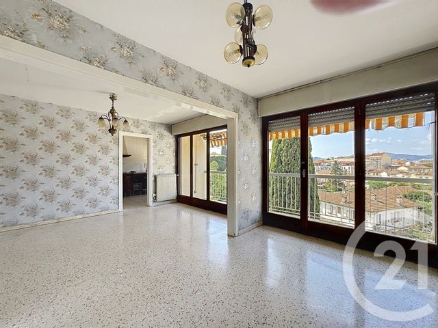 Appartement F4 &agrave; vendre - 4 pi&egrave;ces - 84 m2 - Cannes La Bocca - 06 - PROVENCE-ALPES-COTE-D-AZUR