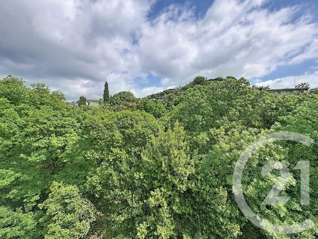 Appartement F4 &agrave; vendre - 4 pi&egrave;ces - 84 m2 - Cannes La Bocca - 06 - PROVENCE-ALPES-COTE-D-AZUR