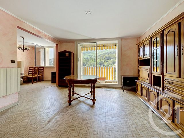 Appartement F5 &agrave; vendre - 5 pi&egrave;ces - 91,80 m2 - Carros - 06 - PROVENCE-ALPES-COTE-D-AZUR