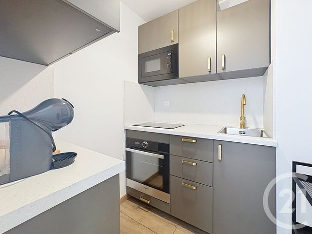 Appartement Studio Cabine &agrave; louer - 1 pi&egrave;ce - 29,79 m2 - Nice - 06 - PROVENCE-ALPES-COTE-D-AZUR