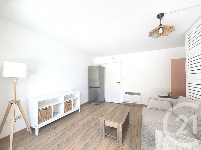 Appartement Studio Cabine &agrave; louer - 1 pi&egrave;ce - 29,79 m2 - Nice - 06 - PROVENCE-ALPES-COTE-D-AZUR