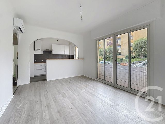 Appartement F3 &agrave; louer - 3 pi&egrave;ces - 62 m2 - Nice - 06 - PROVENCE-ALPES-COTE-D-AZUR