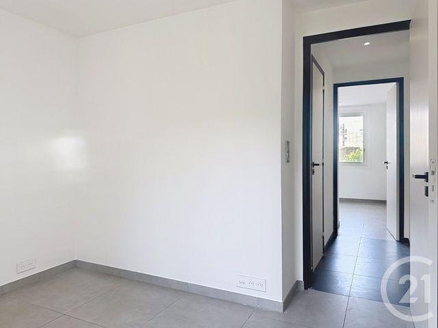Appartement F3 &agrave; louer - 3 pi&egrave;ces - 54,70 m2 - Cannes - 06 - PROVENCE-ALPES-COTE-D-AZUR
