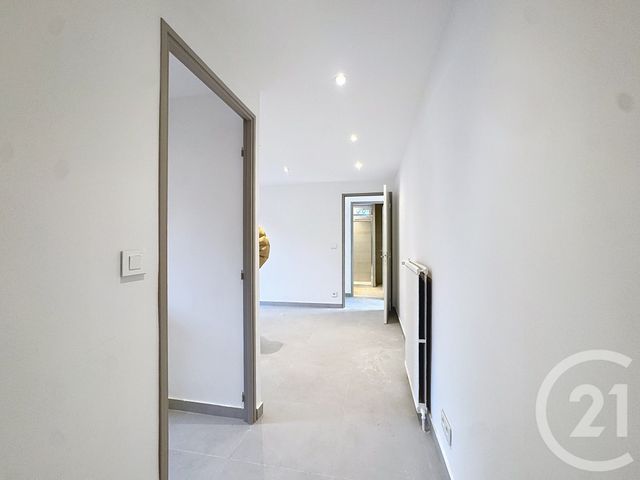 Appartement F3 &agrave; louer - 3 pi&egrave;ces - 54 m2 - Cannes - 06 - PROVENCE-ALPES-COTE-D-AZUR