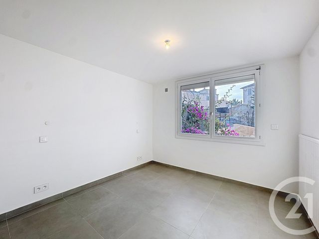 Appartement F3 &agrave; louer - 3 pi&egrave;ces - 54 m2 - Cannes - 06 - PROVENCE-ALPES-COTE-D-AZUR