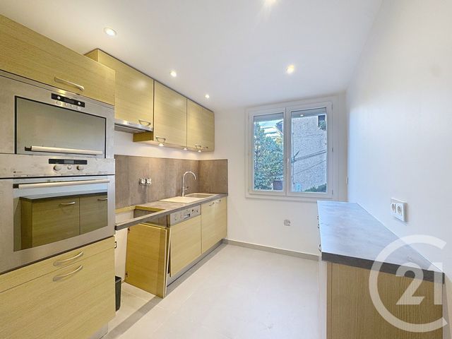 Appartement F3 &agrave; louer - 3 pi&egrave;ces - 54 m2 - Cannes - 06 - PROVENCE-ALPES-COTE-D-AZUR